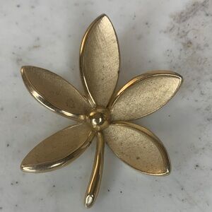 Trifari  Vintage Gold Flower Brooch